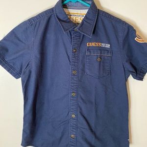 GUESS SHORT SLEEVE SHIRT FOR BOYS SZ: 12/14